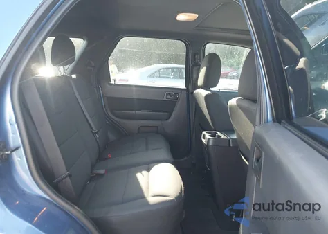 2010 Ford Escape Xlt from USA, damaged, VIN 1FMCU9DG7AKB52453